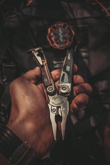 The Ultimate Guide ⁢to Multi-Tools: ​What Every Homeowner​ Needs