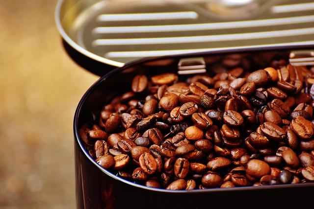 Exploring the Essence of artisanal Coffee Roasting