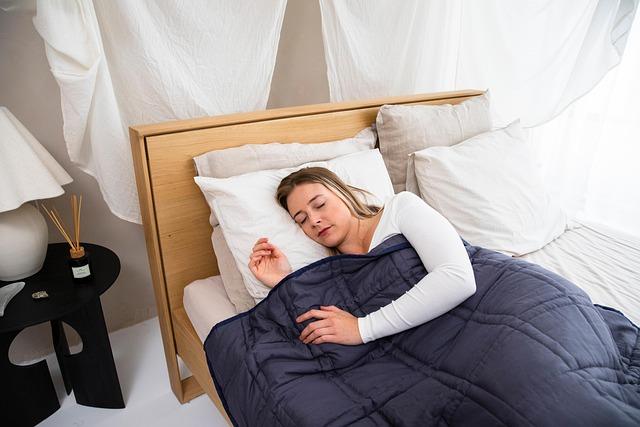 Gravity Weighted Blanket: Stress Relief and Sleep Quality